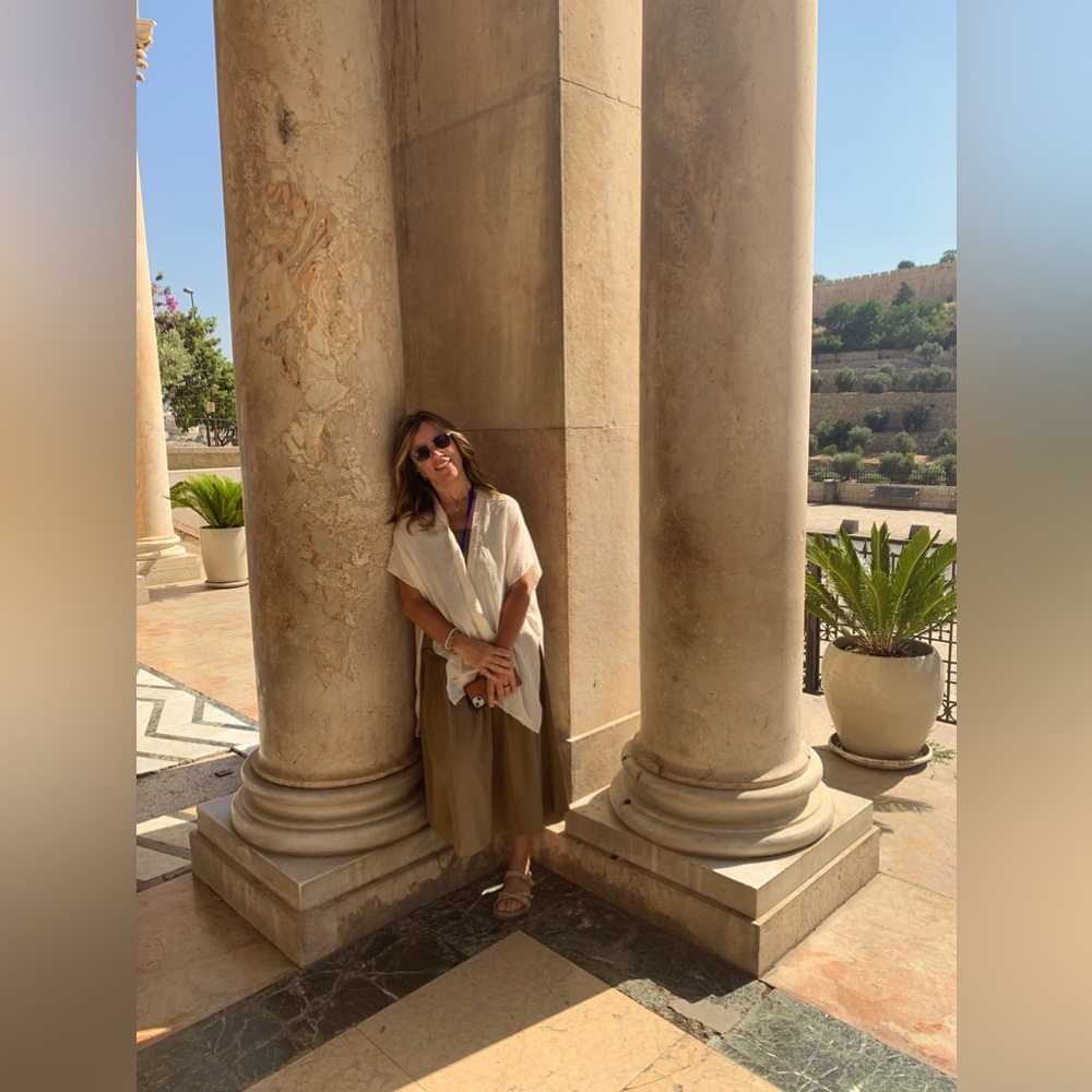 Meet your Posher, Sally